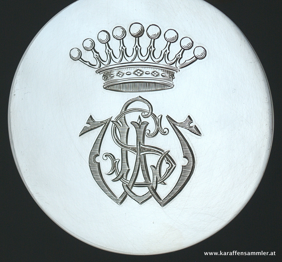 Baron`s Coronet on lid